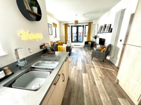 The Penthouse Margate, Balconies, Sea View, Gated Parking, Air Con!